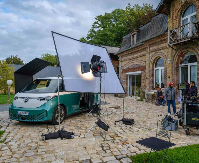 agence video paris couloir 3 tournage video entreprise